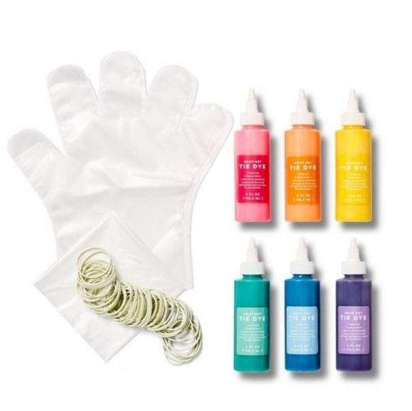 Stoney Clover Lane Tie-Dye Kit - Picture 3 of 7